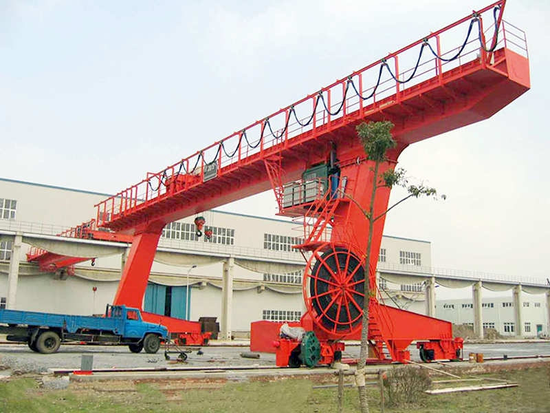 Outdoor Crane